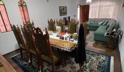 Sobrado à venda, 201 m² por R$ 875.000,00 - Nova Gerti - São Caetano do Sul/SP