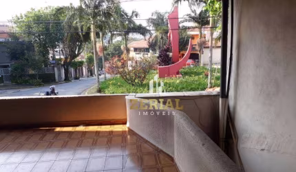 Sobrado com 2 dormitórios à venda, 176 m² por R$ 700.000,00 - Olímpico - São Caetano do Sul/SP