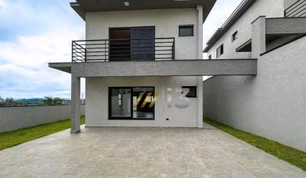 Village com 3 dormitórios à venda, 114 m² por R$ 909.000,00 - Jardim Paulista - Atibaia/SP