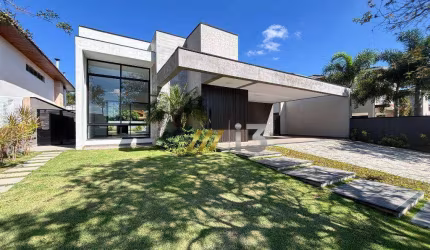 Casa com 4 dormitórios à venda, 320 m² por R$ 2.550.000,00 - Condomínio Shambala II - Atibaia/SP