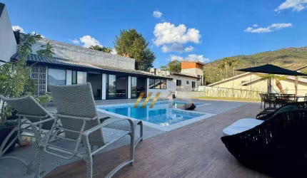 Casa com 3 dormitórios à venda, 303 m² por R$ 3.500.000,00 - Condomínio Flamboyant - Atibaia/SP