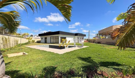 Casa à venda, 300 m² por R$ 1.890.000,00 - Condomínio Shambala III - Atibaia/SP