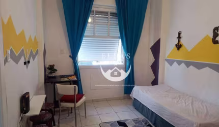 Apartamento Sala Living Mobiliado para Locação com saída para a Praia– Aparecida, Santos/SP