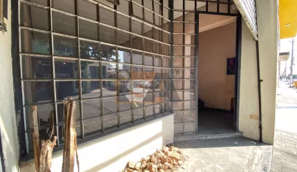Salão Comercial com conjunto de Salas, no Centro de Suzano/SP.