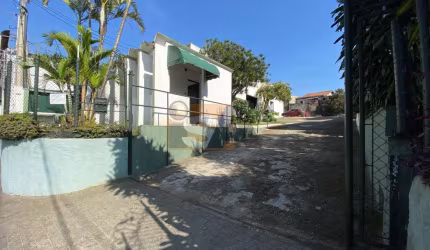 Galpão Industrial, no bairro Vila Zeferina, em Itaquaquecetuba/SP.