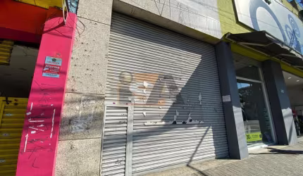 Salão Sobreloja de 850m² no centro de Itaquaquecetuba/SP.