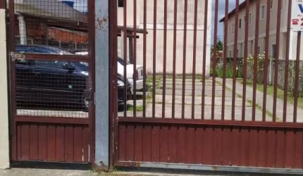 CASA RESIDENCIAL em Jundiapeba  -  Mogi das Cruzes
