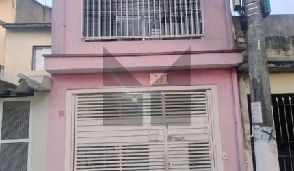 Casa à Venda em Parque Pinheiros - 3 Dormitórios por R$540.000,00