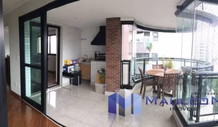 Apto com alto padrão de construção - renomada Construtora Porte.