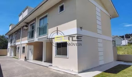 Sobrado de 3 dormitórios, semi-mobiliado em Forquilhas - São José