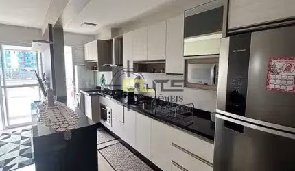 Apartamento à venda, mobiliado de 02 dormitórios (01 suíte), sacada com churrasqueira no Pagani - P