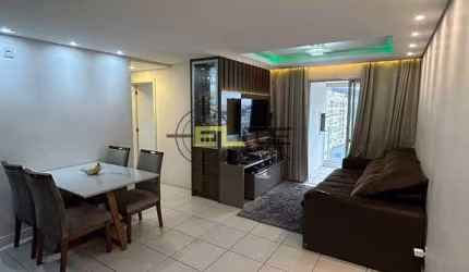 Apartamento de 3 dormitórios, com suíte e SEMI-MOBILIADO,  na Praia Comprida/São José.