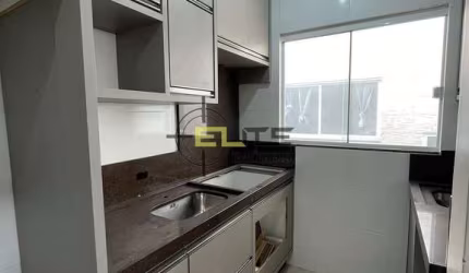 Apartamento de 2 dormitórios, semi-mobiliado com sacada e churrasqueira na Nova Palhoça.
