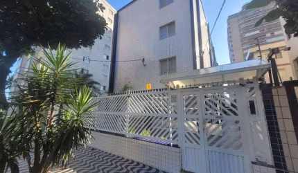 Kitnet mobiliada a 60m da praia!  Centro de Caiçara.