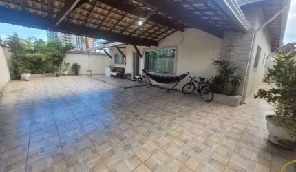 Casa Isolada Caiçara com Piscina