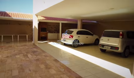 Casa no Bairro do Retiro - 386 m2 com 4 dormitórios em excelente localização - Jundiaí - COD. 26649