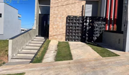 Casa de condomínio com 3 dormitórios, sendo 1 suíte  à venda, 90 m² por R$ 650.000 - Condomínio Horto Florestal Villagio - Sorocaba/SP