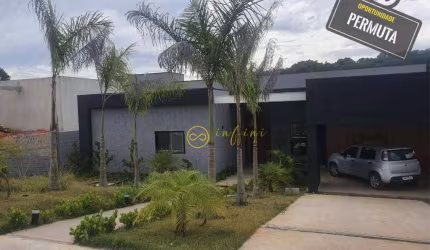 Casa de Condomínio com 3 suítes, sendo 1 máster à venda, 300 m² por R$ 1.690.000 - Condomínio Village Ipanema II - Araçoiaba da Serra/SP