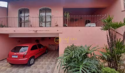 Casa com 3 quartos, sendo 1 suíte  à venda, 178 m² por R$ 900.000 - Jardim São Paulo - Sorocaba/SP