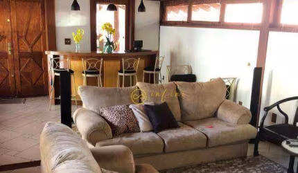Casa com 2 Quartos, sendo 2 suítes à venda, 380 m² por R$ 1.300.000 - Chácara Junqueira - Tatuí/SP