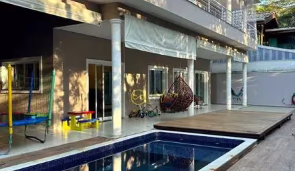 Casa sobrado de condomínio com 4 quartos, sendo 2 suítes à venda, 486 m² por R$ 2.300.000 - Residencial Saint Claire - Sorocaba/SP