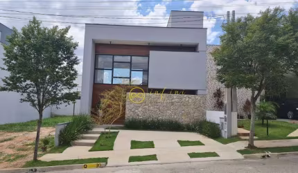 Casa com 1 quarto sendo suíte  para venda, 94 m² por R$ 820.000 - Residencial Terras de São Francisco - Cajuru do Sul - Sorocaba/SP