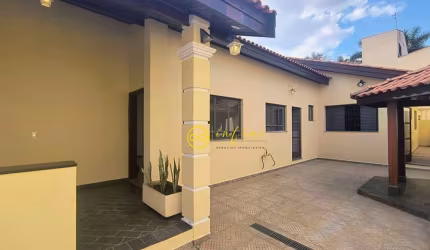 Casa com 3 quartos sendo 1 suíte à venda, 200 m² por R$ 590.000 - Vila Carvalho - Sorocaba/SP