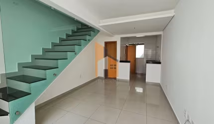 Casa Geminada com 2 quartos para alugar em Belo Horizonte