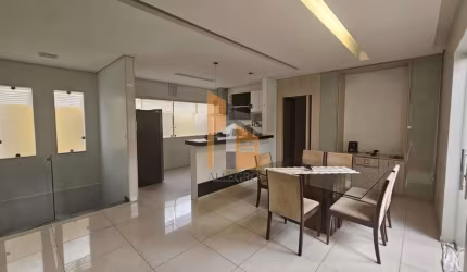 Casa com 5 quartos para alugar em Belo Horizonte