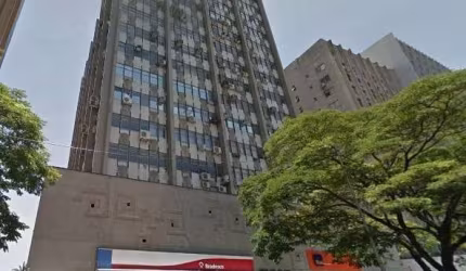 Sala comercial a venda na Av Faria Lima - São Paulo - 448m²