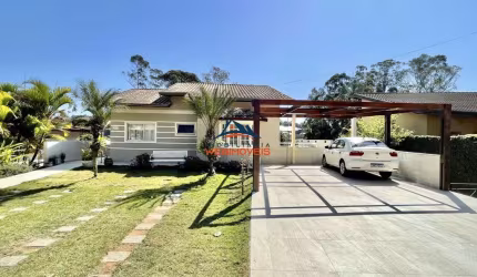 Casa em condomínio fechado com 5 quartos à venda na Estrada Municipal Fernando Nobre, 1000, Jardim do Golf I, Jandira por R$ 2.580.000