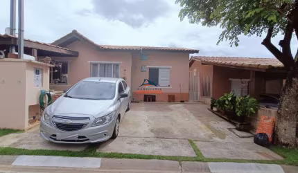 Casa em Condomínio à venda em Vargem Grande Paulista-SP, no Parque do Agreste, com 2 quartos e 2 vagas de garagem!