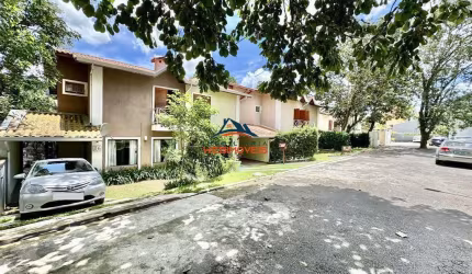 Casa em Condomínio à Venda em Carapicuíba-SP, Jardim Ana Estela: 3 Quartos, 1 Suíte, 3 Salas, 2 Banheiros, 2 Vagas, 124,98m².