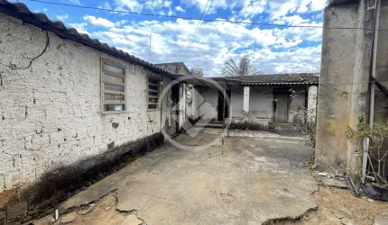 Casa com Barracão - Setor Aeroviário codigo: 31704