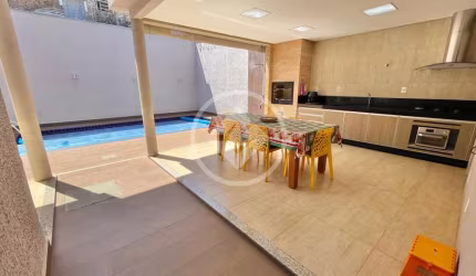 Casa em Condomío Fechado com piscina e churrasqueira codigo: 81863