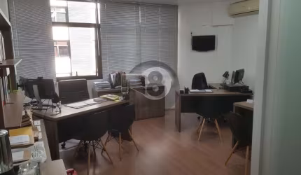 Excelente sala comercial com vaga de garagem!