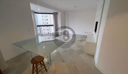 Amplo apartamento ao lado do Beira Mar Shopping