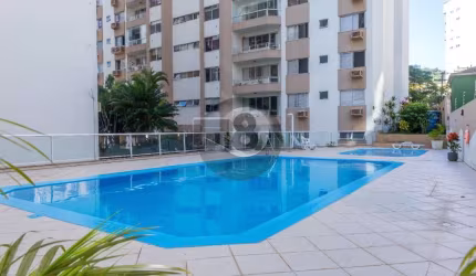 Centro, Beiramar shopping, 3 quartos, 1 suíte.
