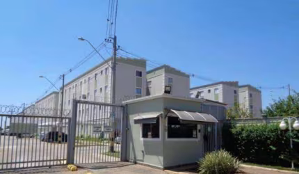 Apartamento com 2 dormitórios à venda, 48 m² por R$ 175.000 - Dois Córregos - Piracicaba/SP