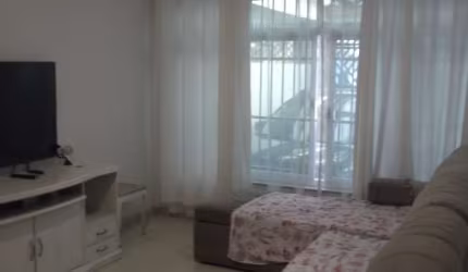 Casa com 3 quartos à venda na Rua Georgina de Albuquerque, 41, Aeroporto, São Paulo por R$ 700.000