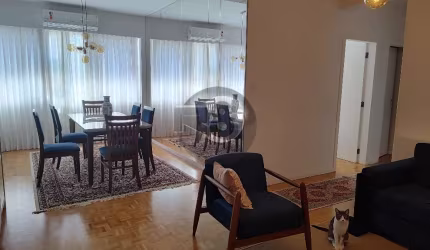 Apto 3 dorms bem conservado, em área nobre!