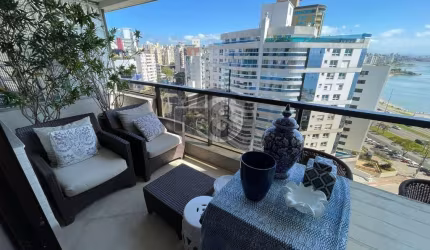 Amplo apartamentto com 3 suítes, vista mar!