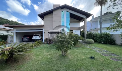Casa alto padrão 3 suites condomínio fechado 24hr