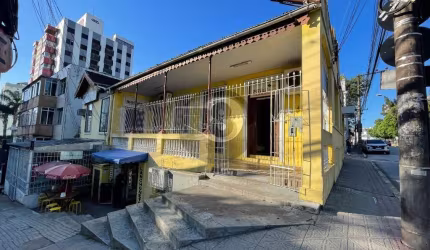 Casa tombada, comercial e residencial, Centro!