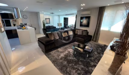 LINDO APARTAMENTO, REFORMADO, VISTA MAR