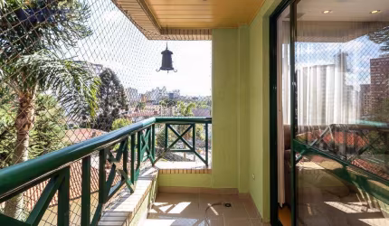 Apartamento à venda em Curitiba, Centro, com 4 quartos, com 149.32 m²