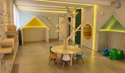 Casa à venda em Curitiba, Bairro Alto, com 3 suítes, com 285 m², Residencial Alto Boulevard
