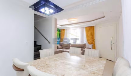 Casa à venda em Curitiba, Barreirinha, com 3 quartos, com 190 m², Garibaldi das Araucárias