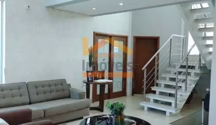Casa de Luxo à Venda em Americana-SP, Parque Residencial Nardini: 4 Quartos, 3 Suítes, 5 Banheiros, 5 Vagas, 358m².