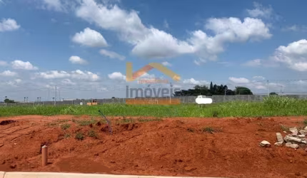 Terreno em Condomínio à Venda em Nova Odessa-SP, Jardim Florença  300 m² de Área